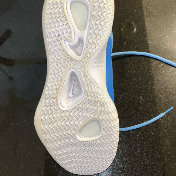 nike hyperdunks - Picture 3 of 3